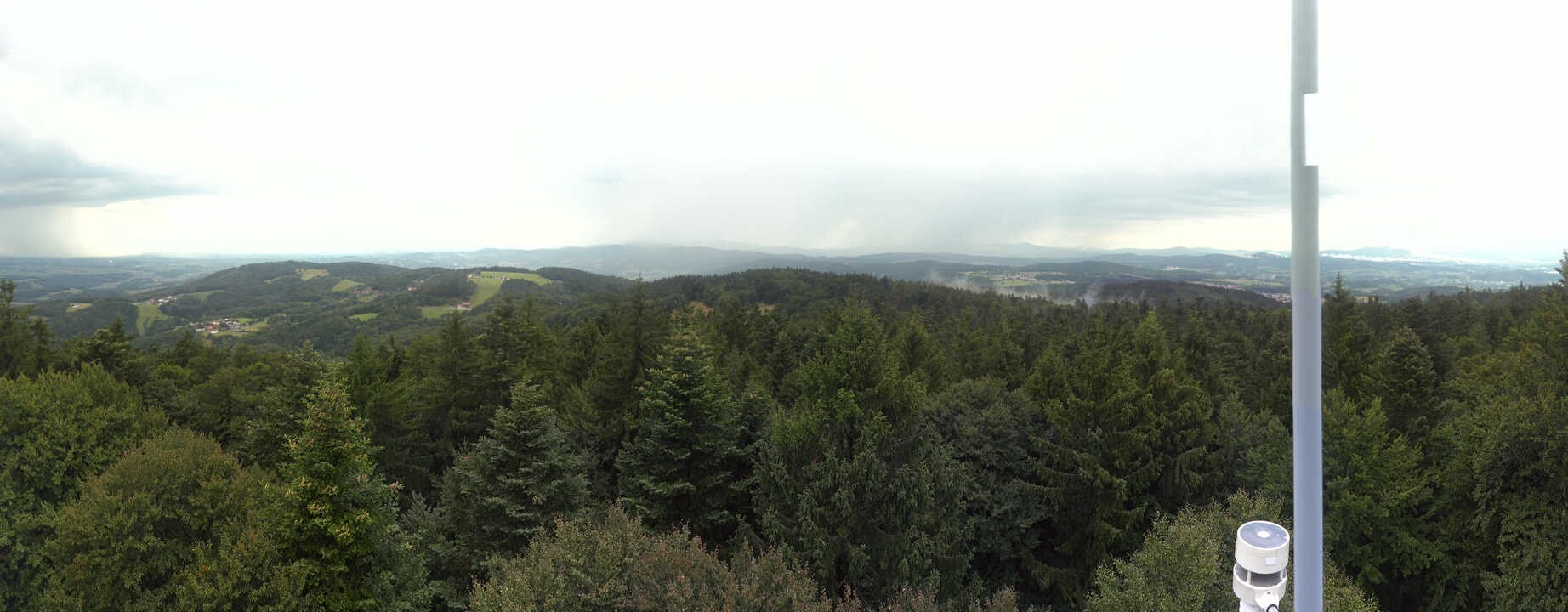 Archived image Webcam Lookout tower at Brotjacklriegel