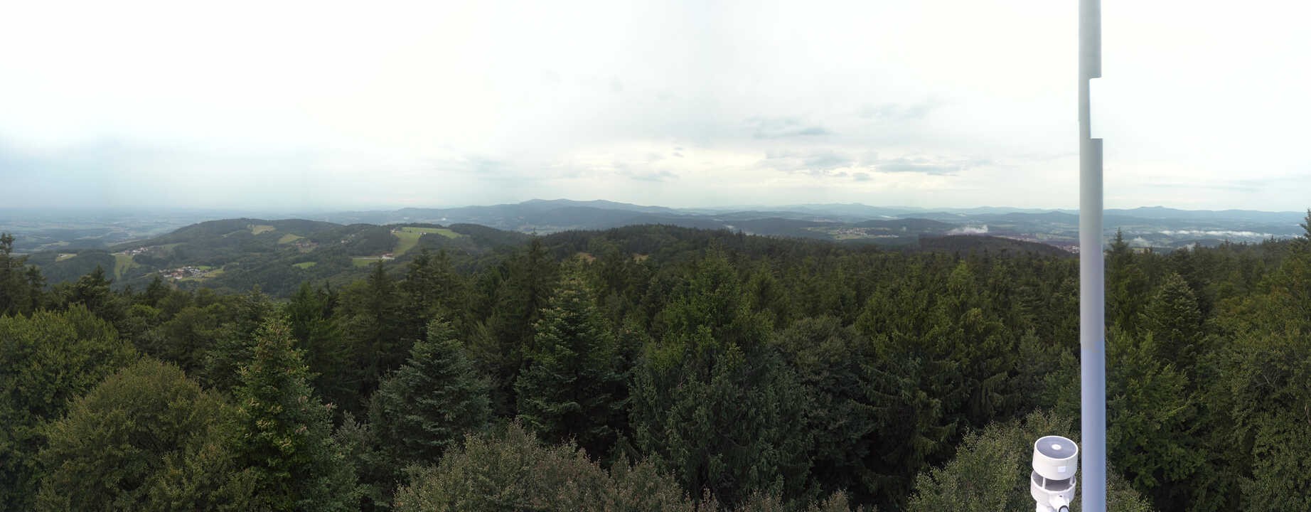 Archived image Webcam Lookout tower at Brotjacklriegel
