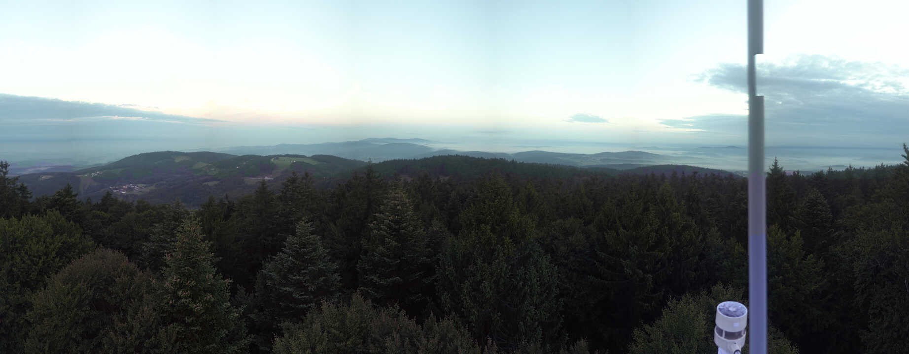 Archived image Webcam Lookout tower at Brotjacklriegel