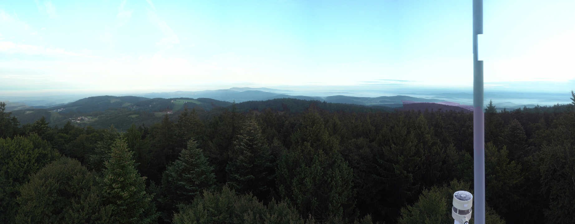 Archived image Webcam Lookout tower at Brotjacklriegel