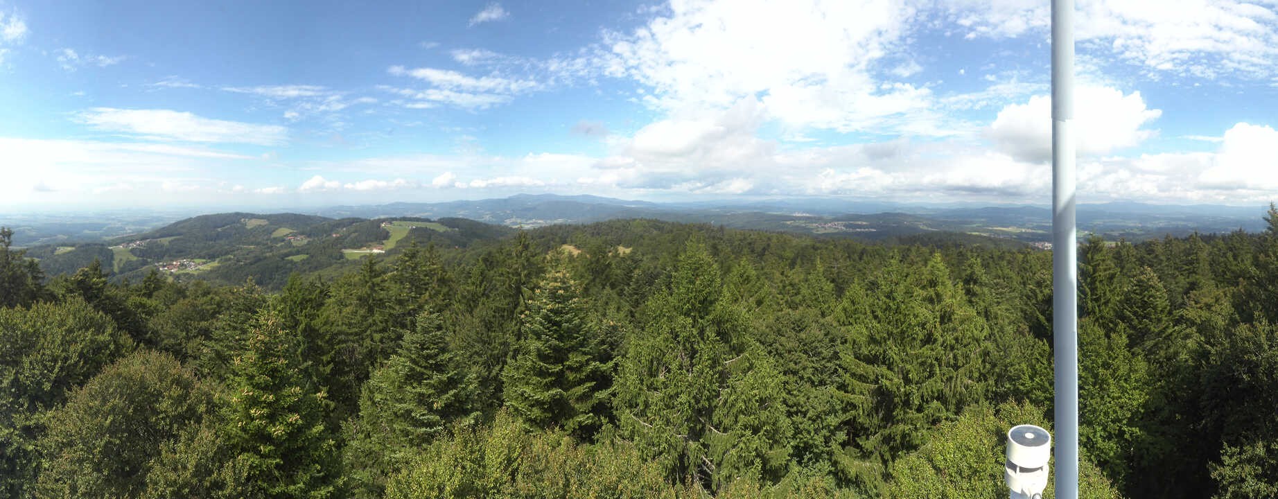Archived image Webcam Lookout tower at Brotjacklriegel