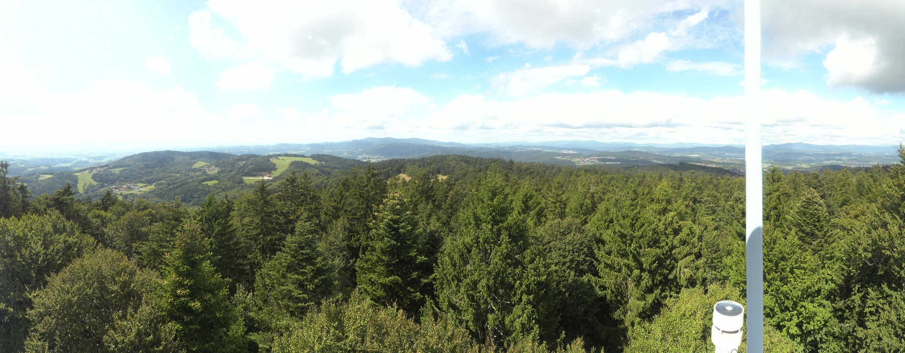 Archived image Webcam Lookout tower at Brotjacklriegel