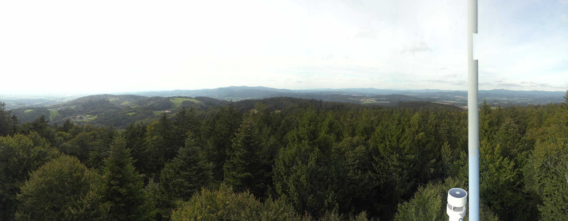 Archived image Webcam Lookout tower at Brotjacklriegel