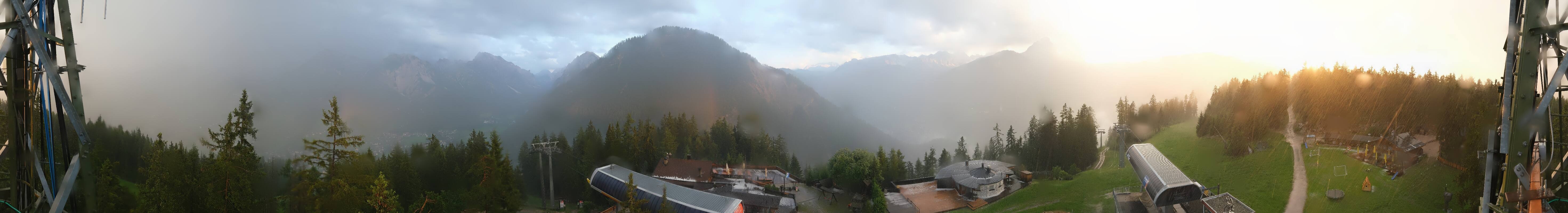 Archived image Webcam Mountain station Piz de Plaies at Kronplatz