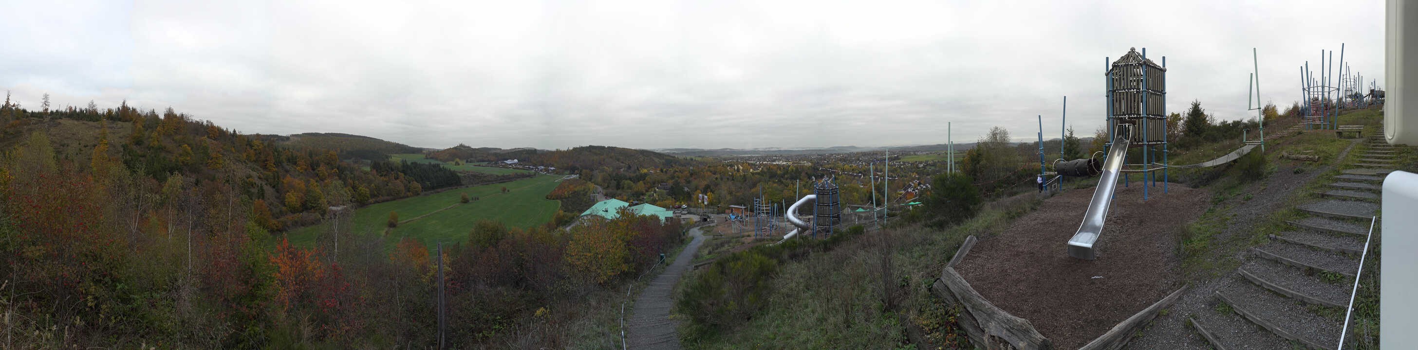 Archived image Webcam Medebach - View Aventura Playground