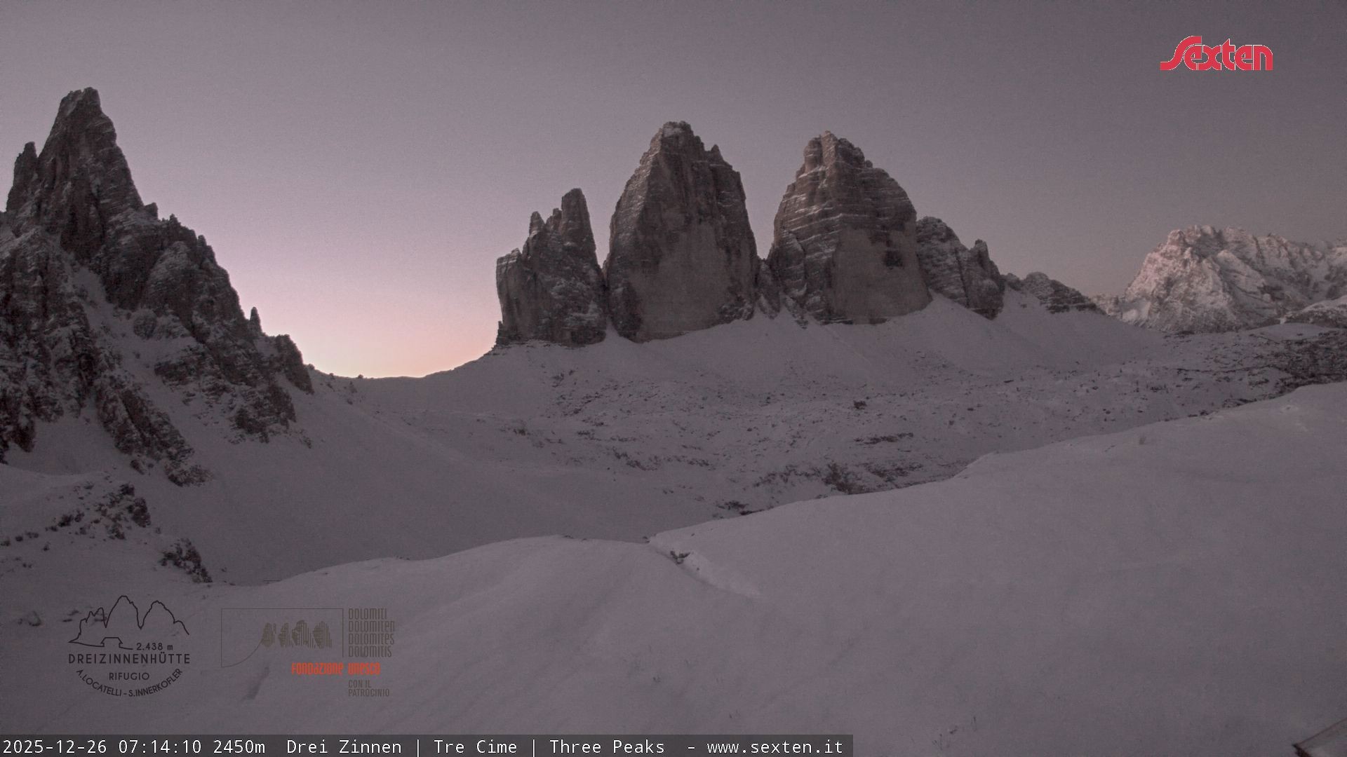 Archiv Foto Webcam Blick auf die 3 Zinnen von der Dreizinnenhütte
