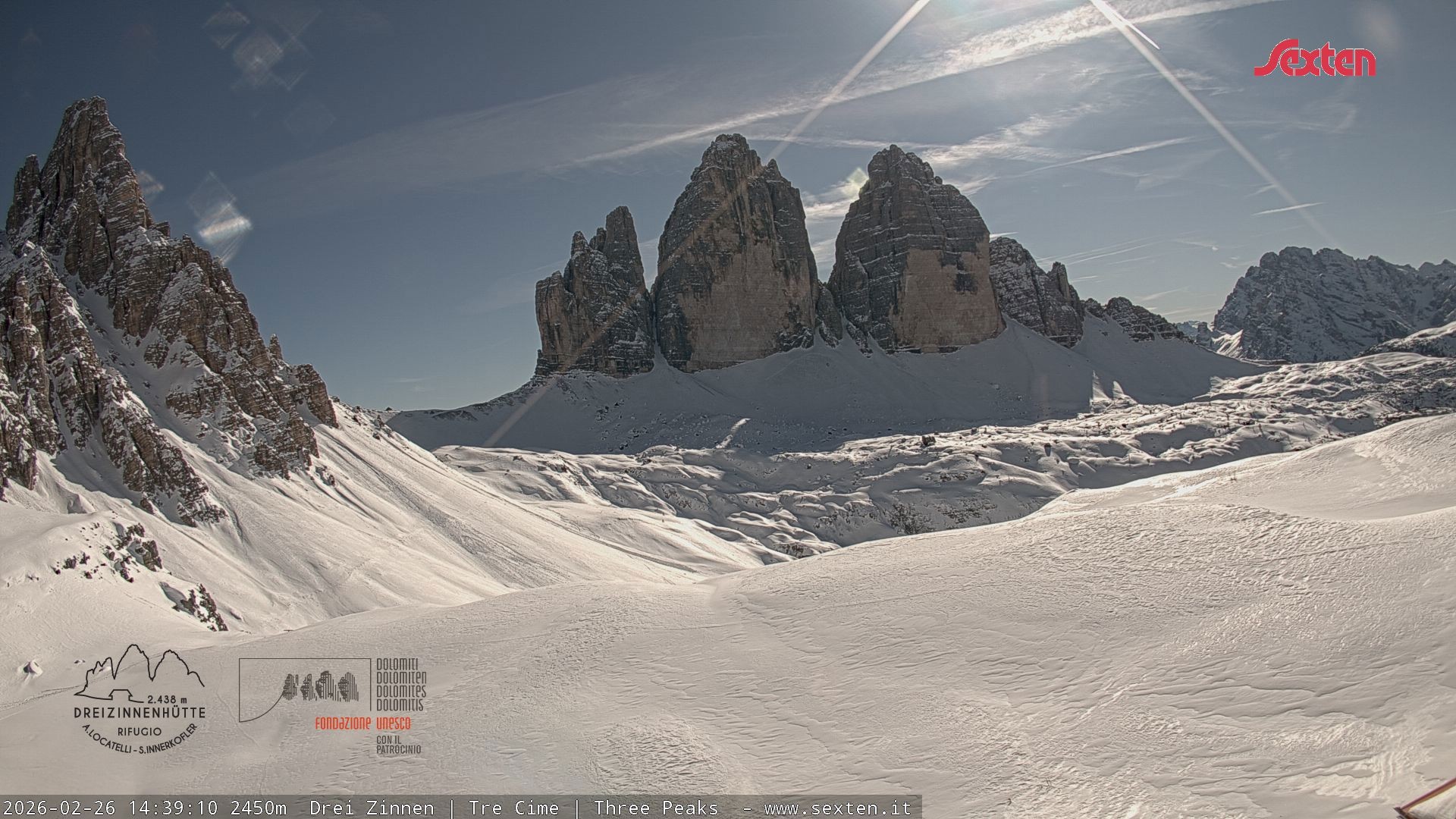 Archived image Webcam Dolomites South Tyrol: Mountain Hut Antonio Locatelli