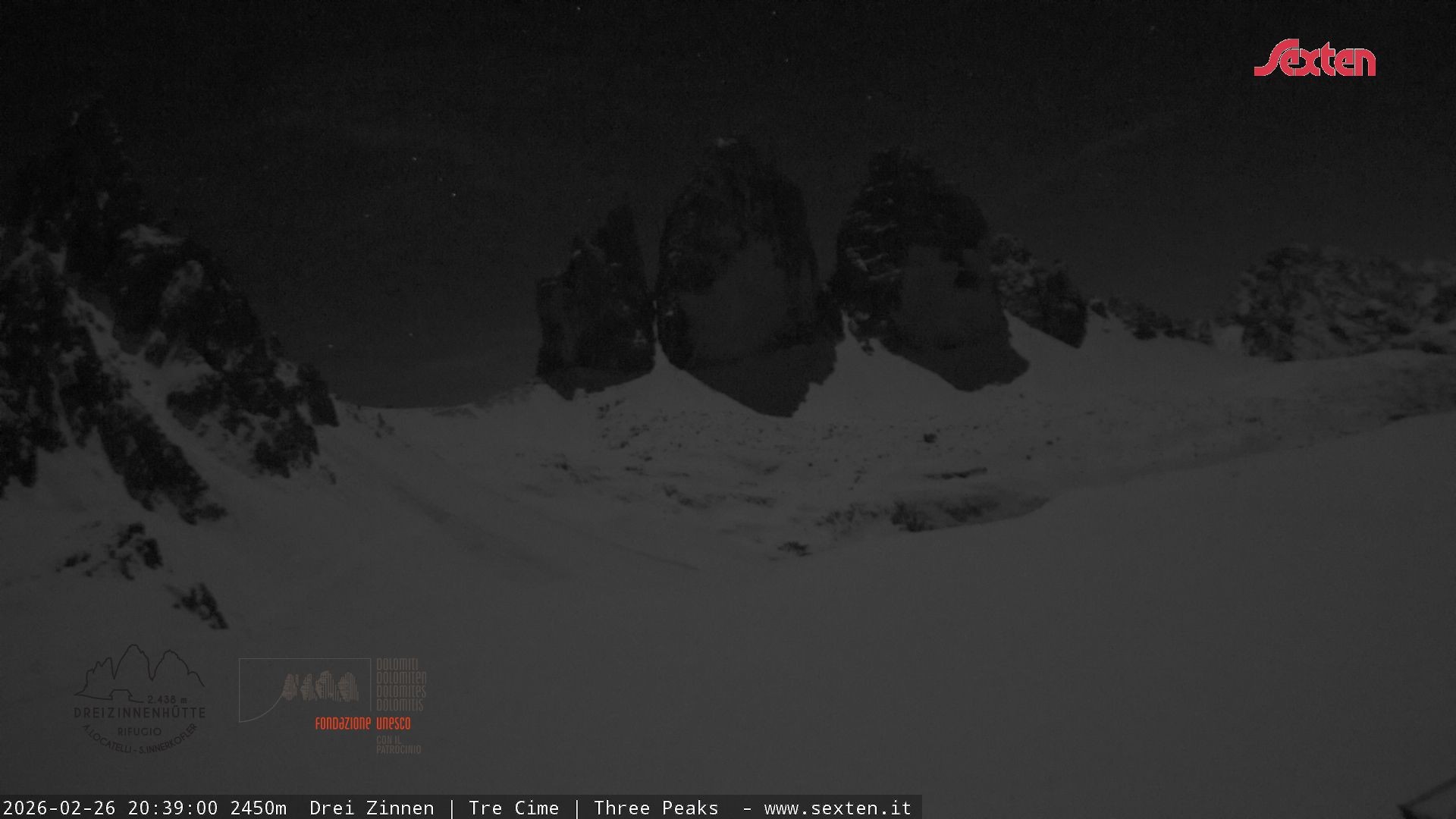 Archived image Webcam Dolomites South Tyrol: Mountain Hut Antonio Locatelli