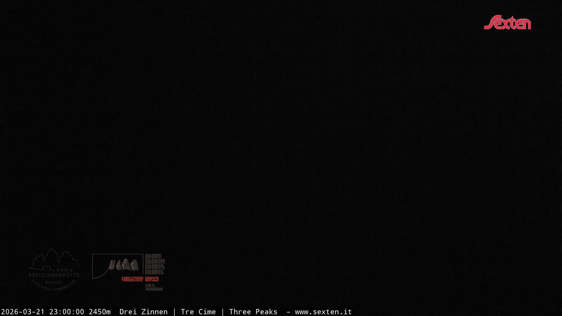 Archived image Webcam Dolomites South Tyrol: Mountain Hut Antonio Locatelli