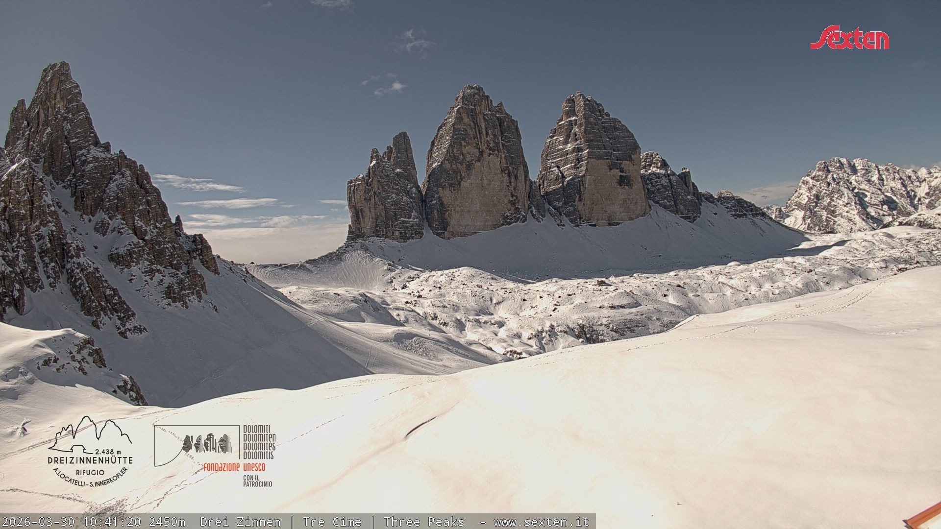 Archived image Webcam Dolomites South Tyrol: Mountain Hut Antonio Locatelli