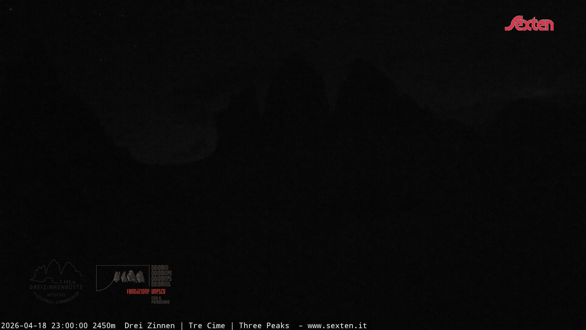 Archived image Webcam Dolomites South Tyrol: Mountain Hut Antonio Locatelli