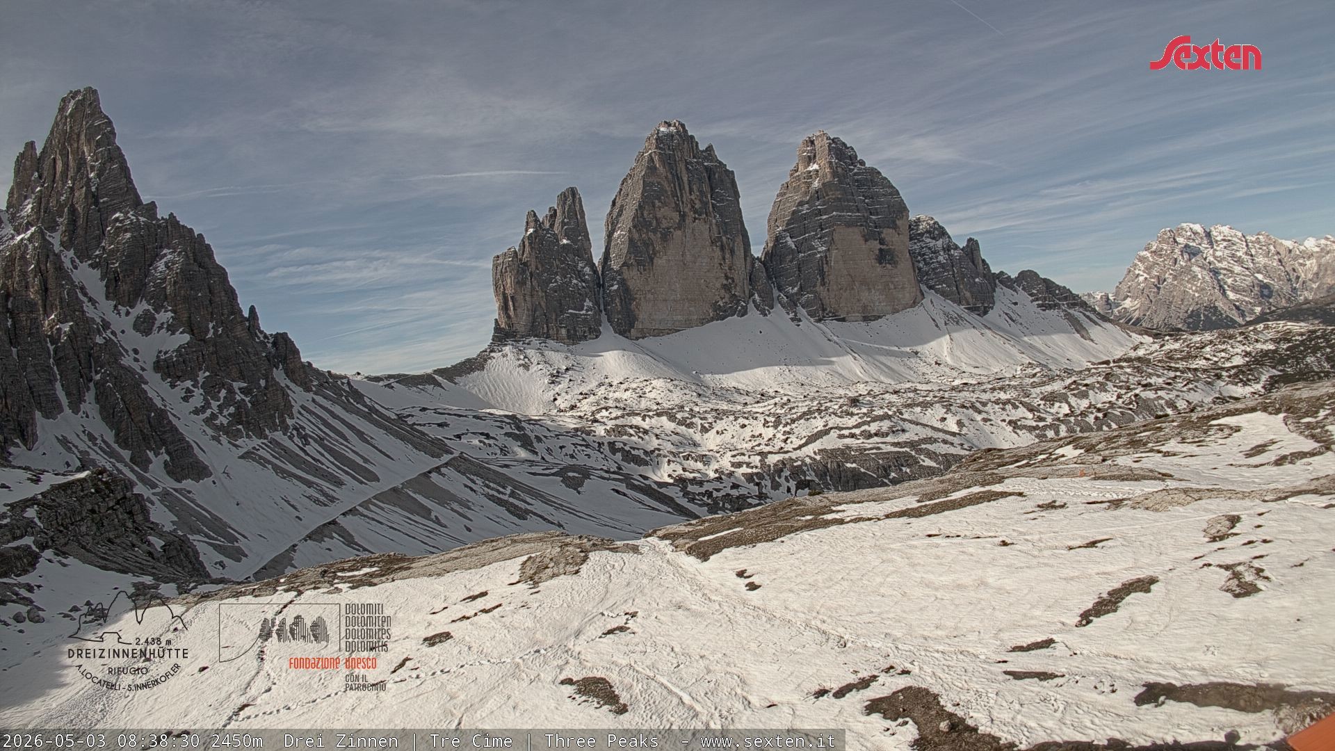 Archived image Webcam Dolomites South Tyrol: Mountain Hut Antonio Locatelli