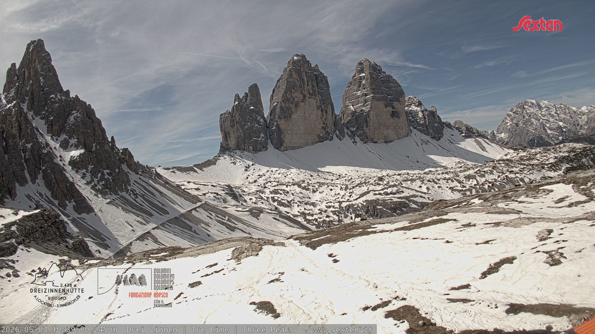 Archived image Webcam Dolomites South Tyrol: Mountain Hut Antonio Locatelli