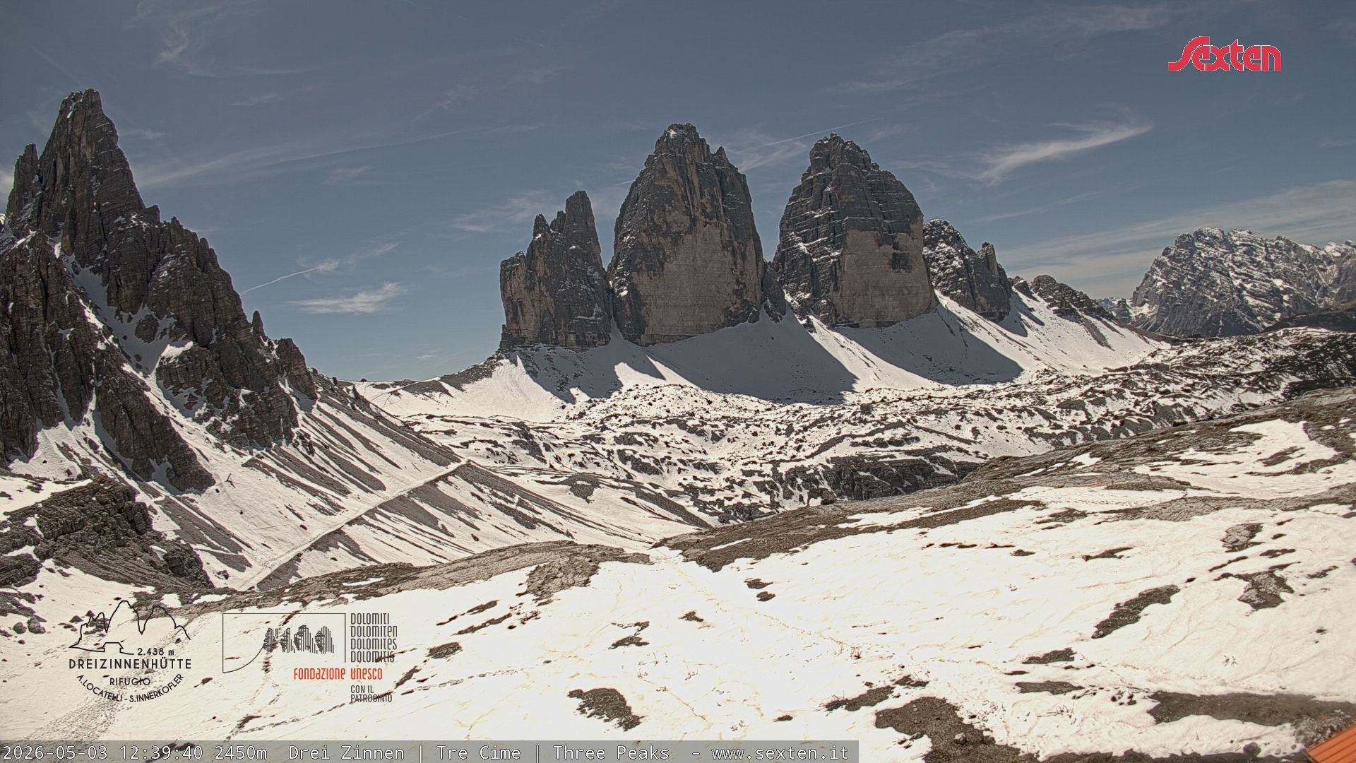 Archived image Webcam Dolomites South Tyrol: Mountain Hut Antonio Locatelli