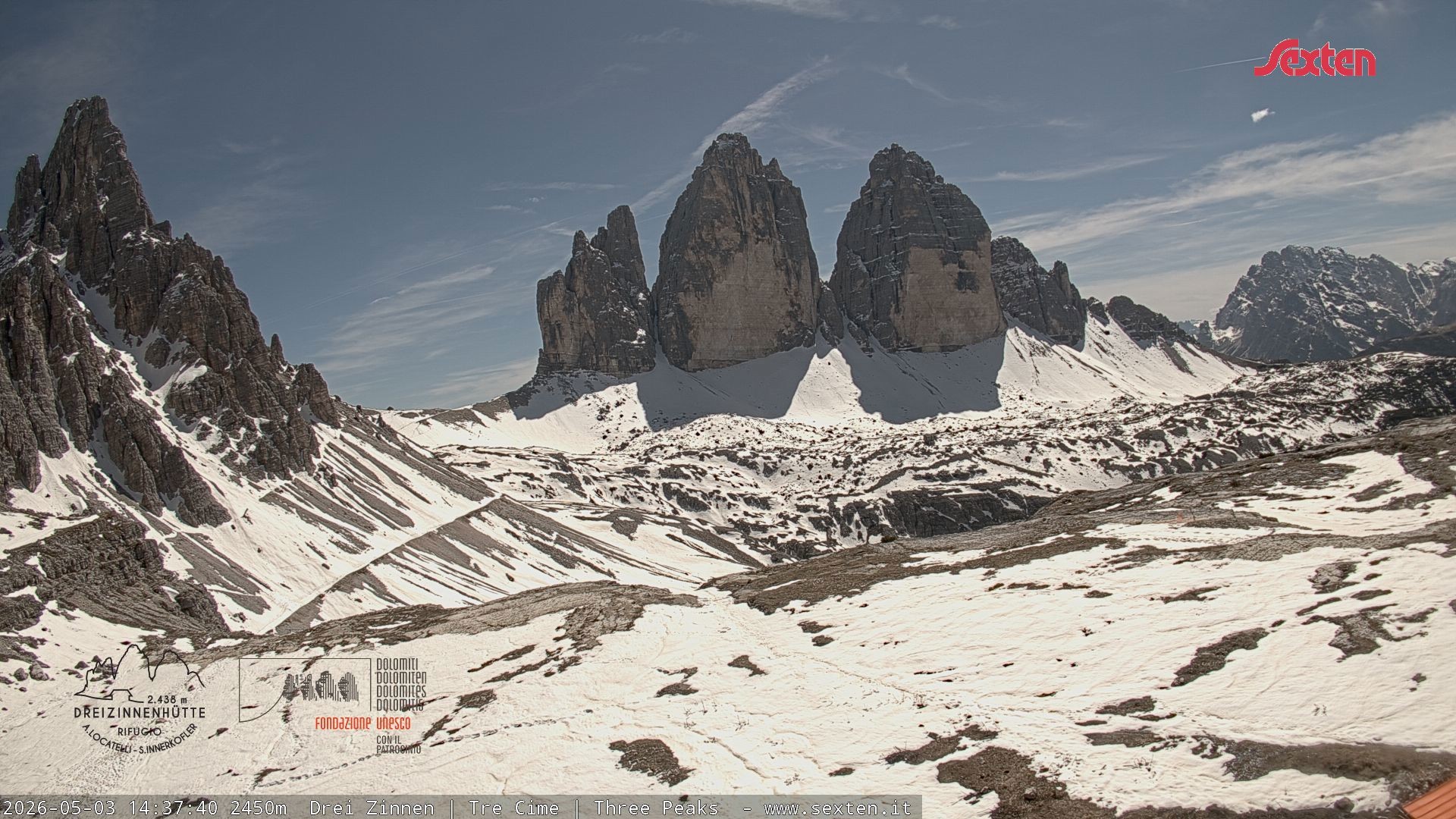 Archived image Webcam Dolomites South Tyrol: Mountain Hut Antonio Locatelli