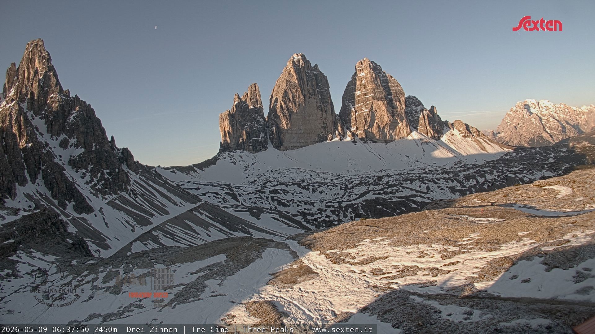 Archiv Foto Webcam Blick auf die 3 Zinnen von der Dreizinnenhütte