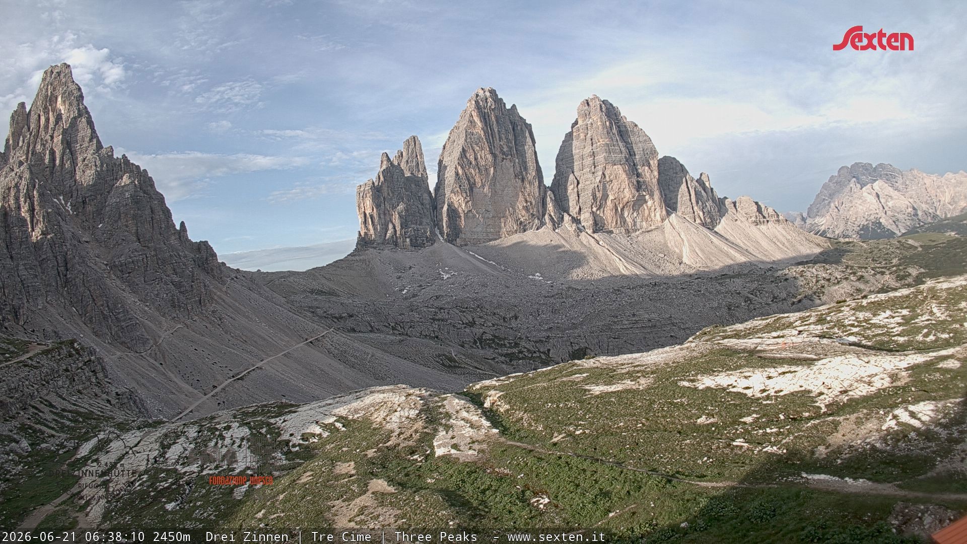 Archiv Foto Webcam Blick auf die 3 Zinnen von der Dreizinnenhütte