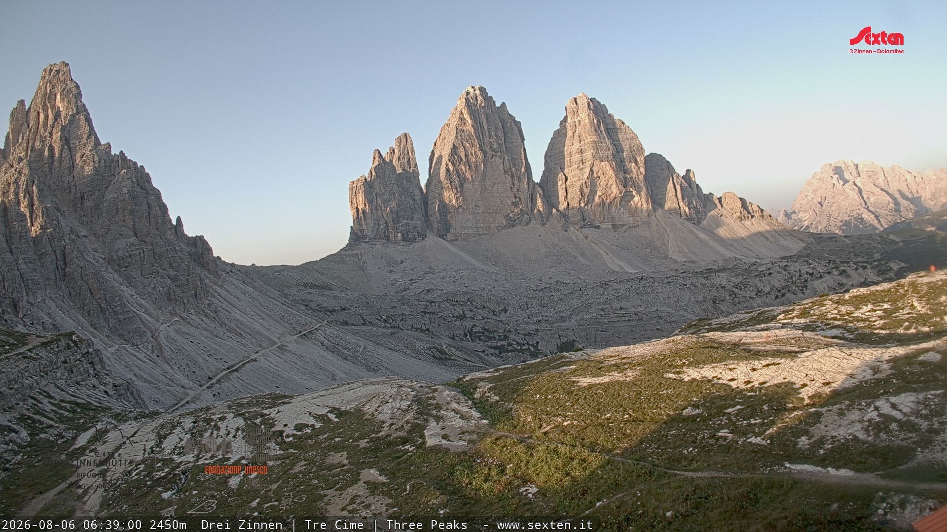 Archiv Foto Webcam Blick auf die 3 Zinnen von der Dreizinnenhütte