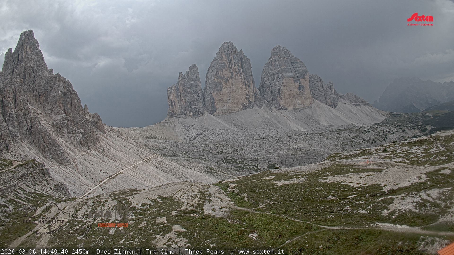 Archiv Foto Webcam Blick auf die 3 Zinnen von der Dreizinnenhütte