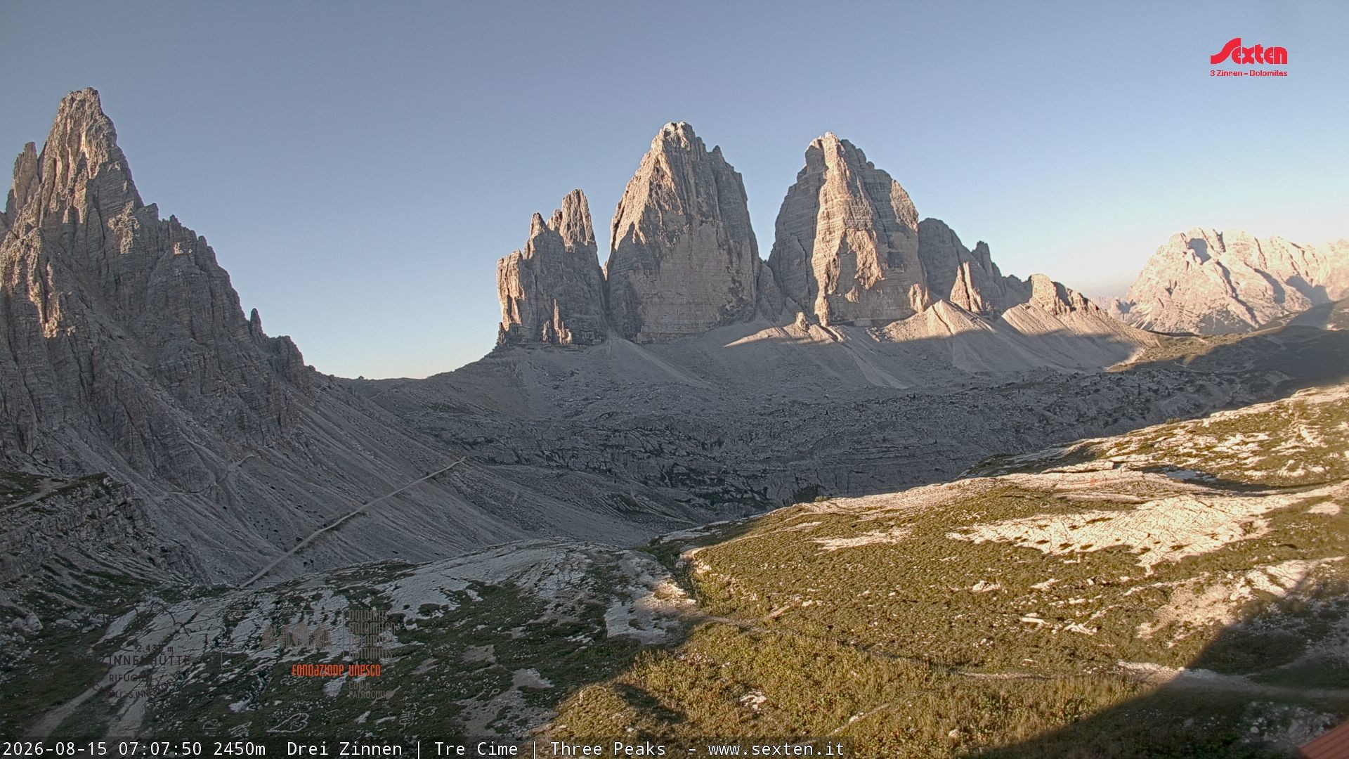 Archiv Foto Webcam Blick auf die 3 Zinnen von der Dreizinnenhütte