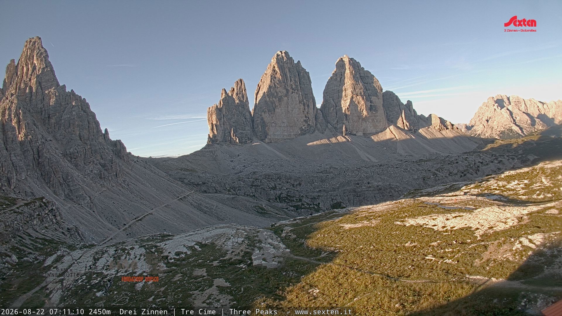 Archiv Foto Webcam Blick auf die 3 Zinnen von der Dreizinnenhütte