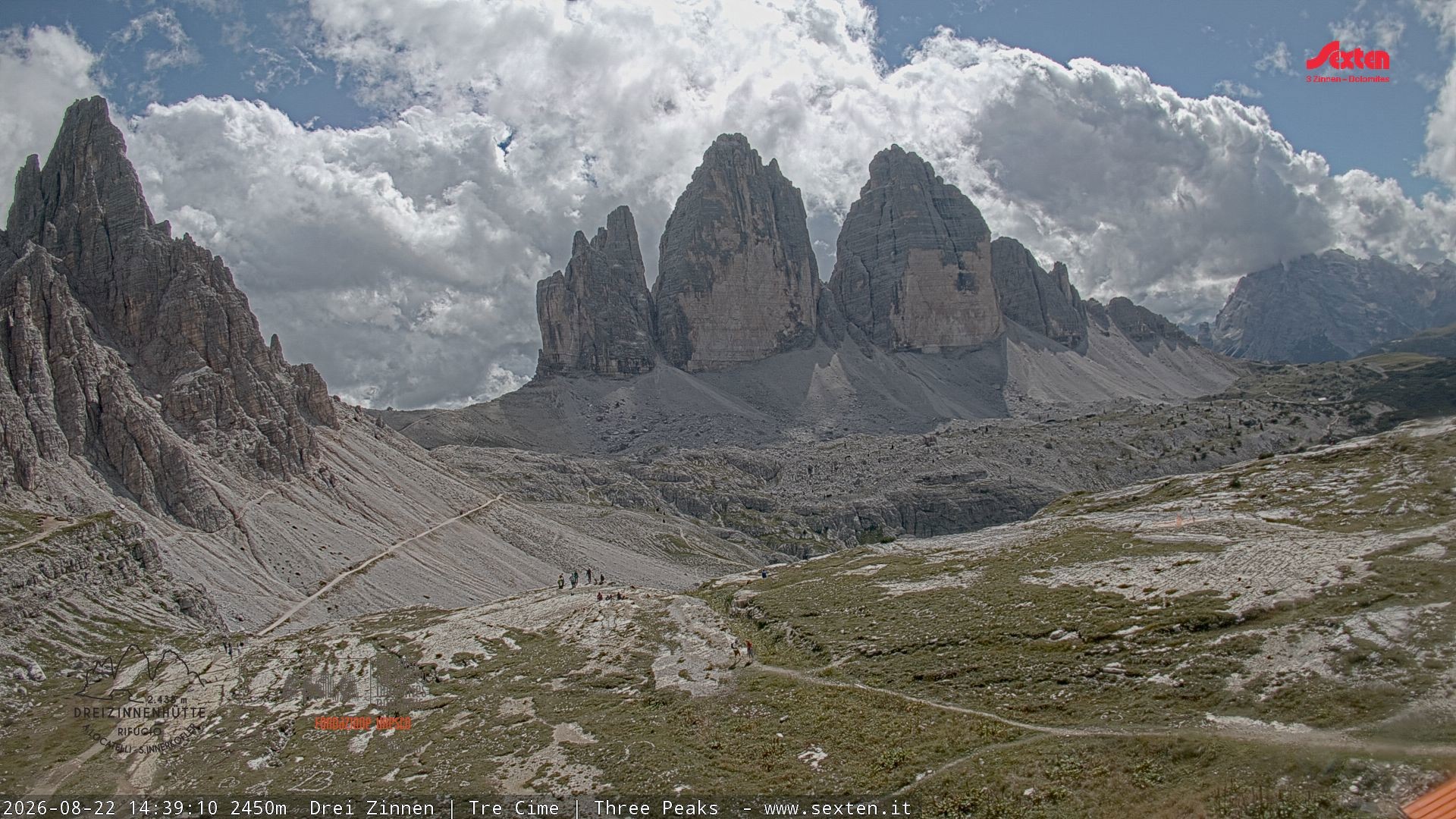 Archiv Foto Webcam Blick auf die 3 Zinnen von der Dreizinnenhütte