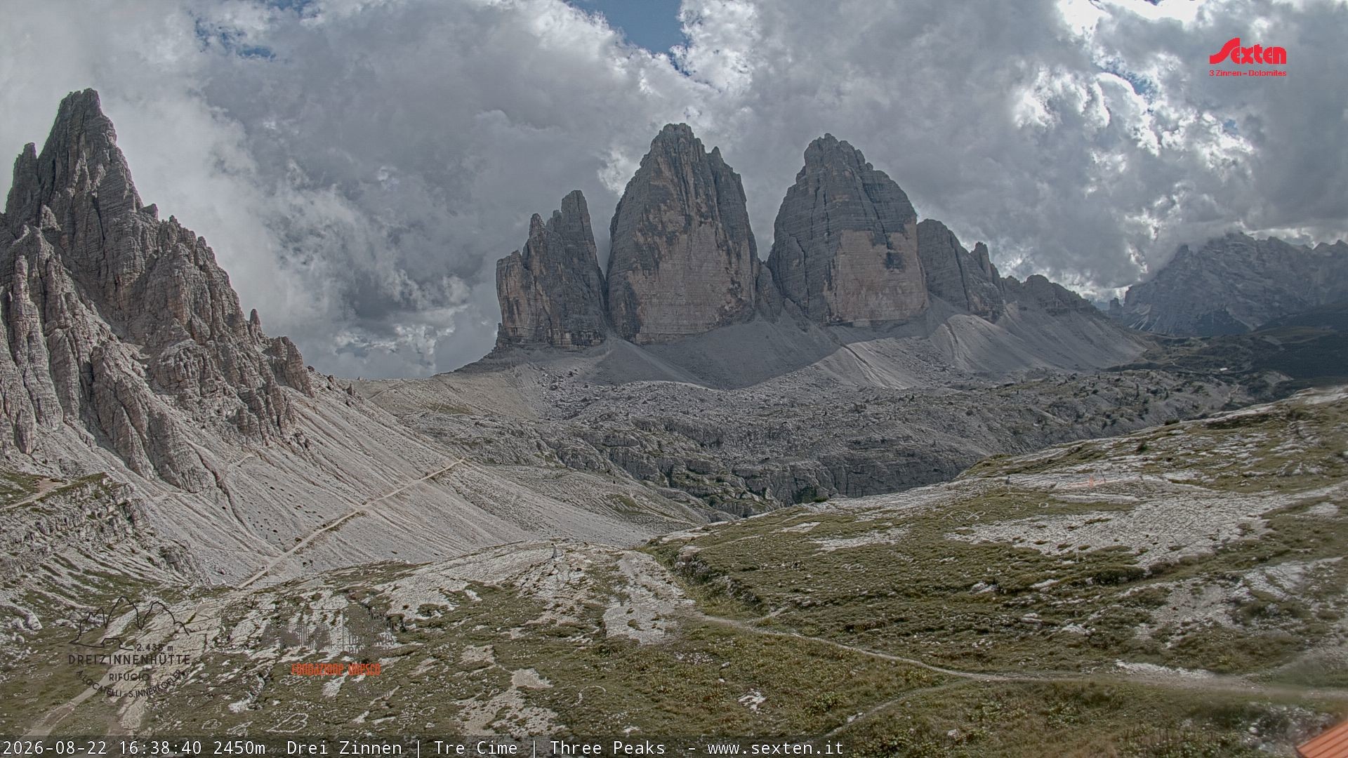 Archiv Foto Webcam Blick auf die 3 Zinnen von der Dreizinnenhütte