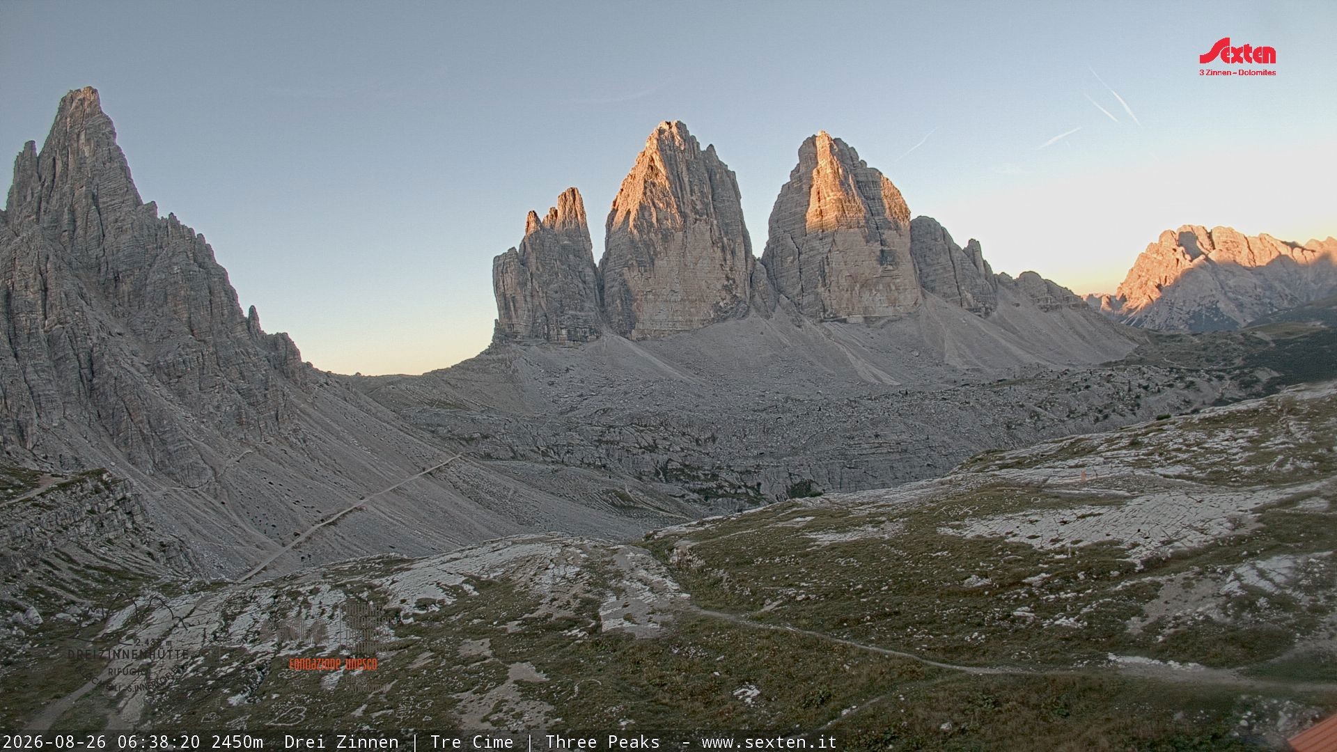 Archiv Foto Webcam Blick auf die 3 Zinnen von der Dreizinnenhütte