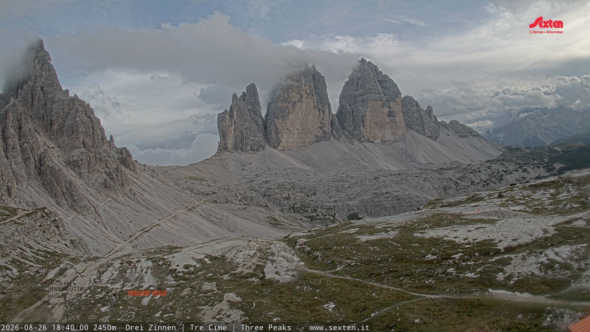 Archiv Foto Webcam Blick auf die 3 Zinnen von der Dreizinnenhütte