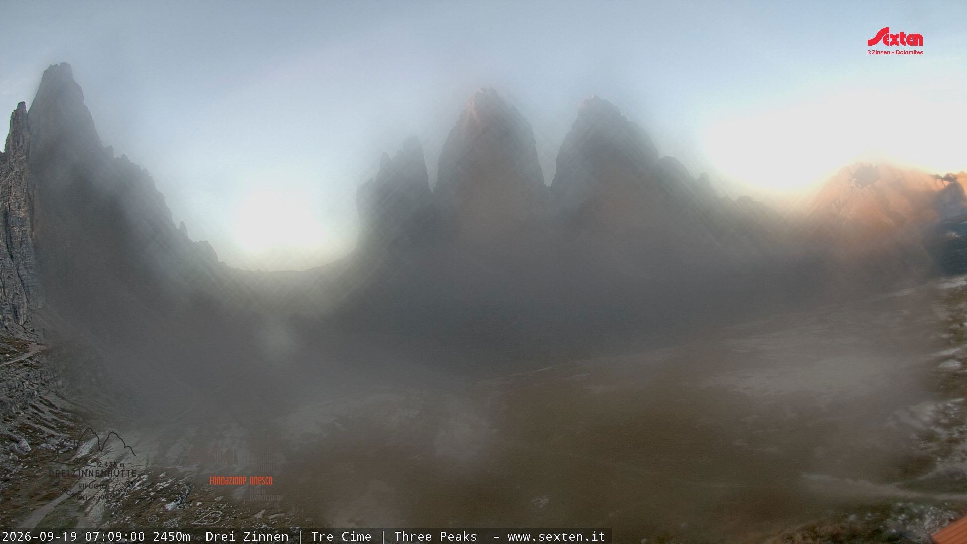 Archiv Foto Webcam Blick auf die 3 Zinnen von der Dreizinnenhütte