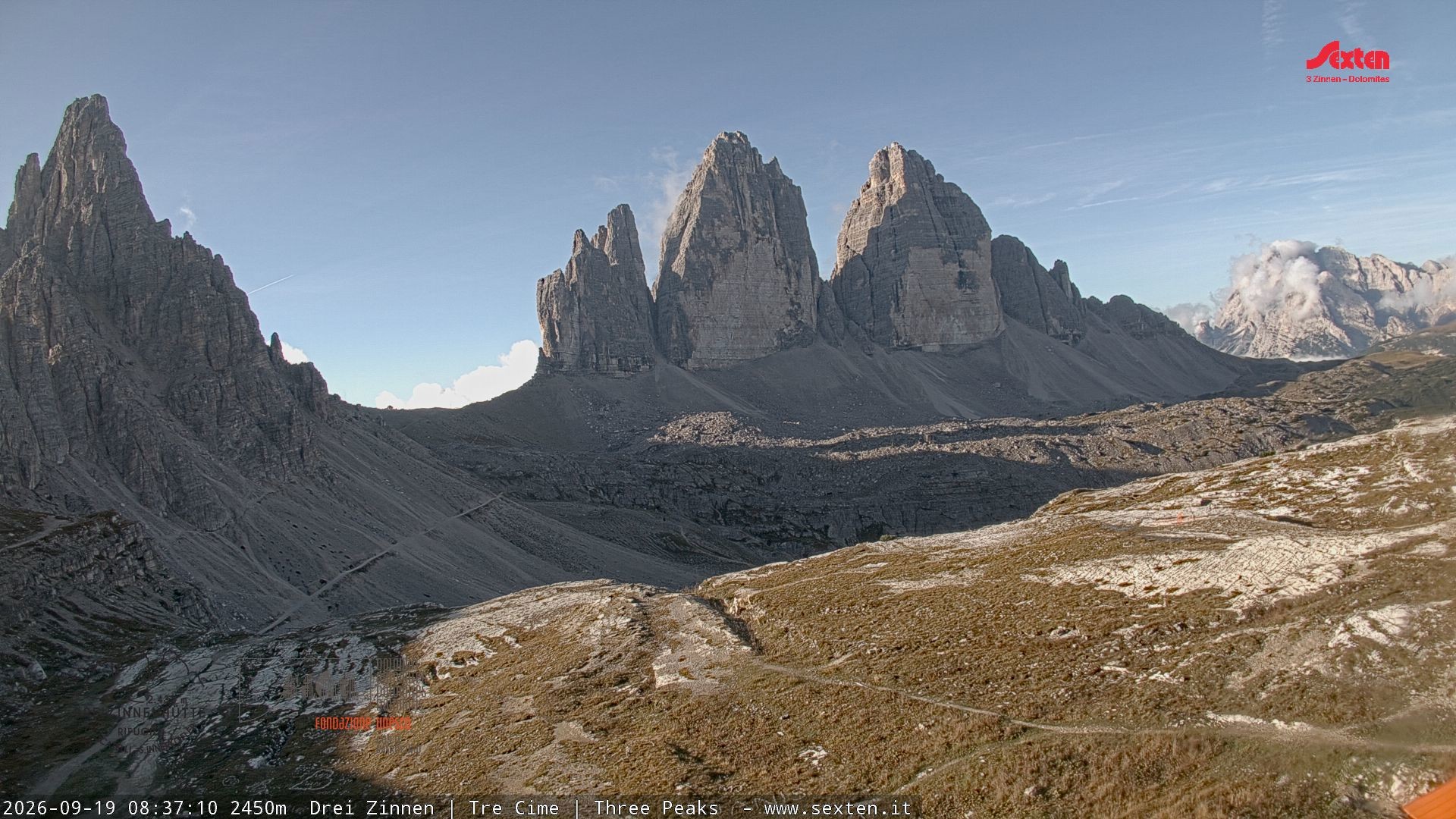 Archiv Foto Webcam Blick auf die 3 Zinnen von der Dreizinnenhütte