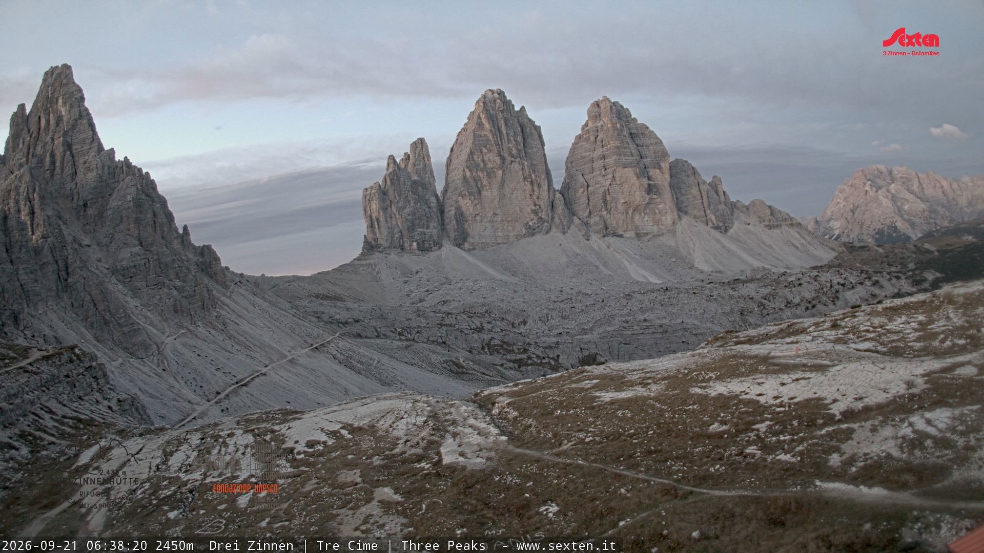 Archiv Foto Webcam Blick auf die 3 Zinnen von der Dreizinnenhütte