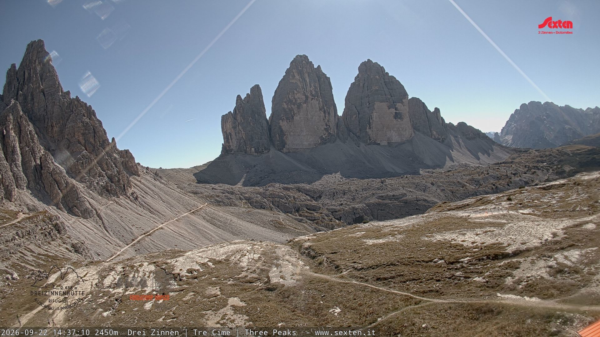 Archived image Webcam Dolomites South Tyrol: Mountain Hut Antonio Locatelli