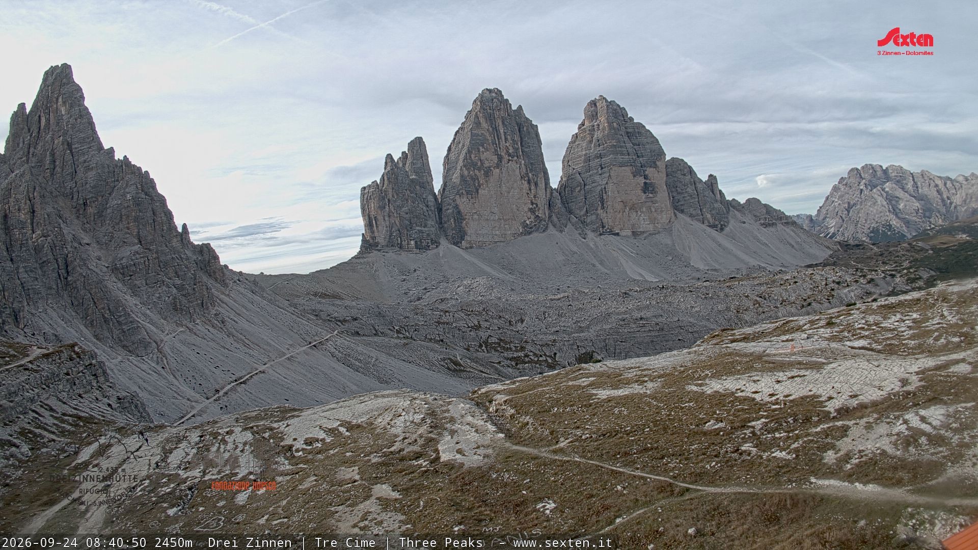 Archived image Webcam Dolomites South Tyrol: Mountain Hut Antonio Locatelli