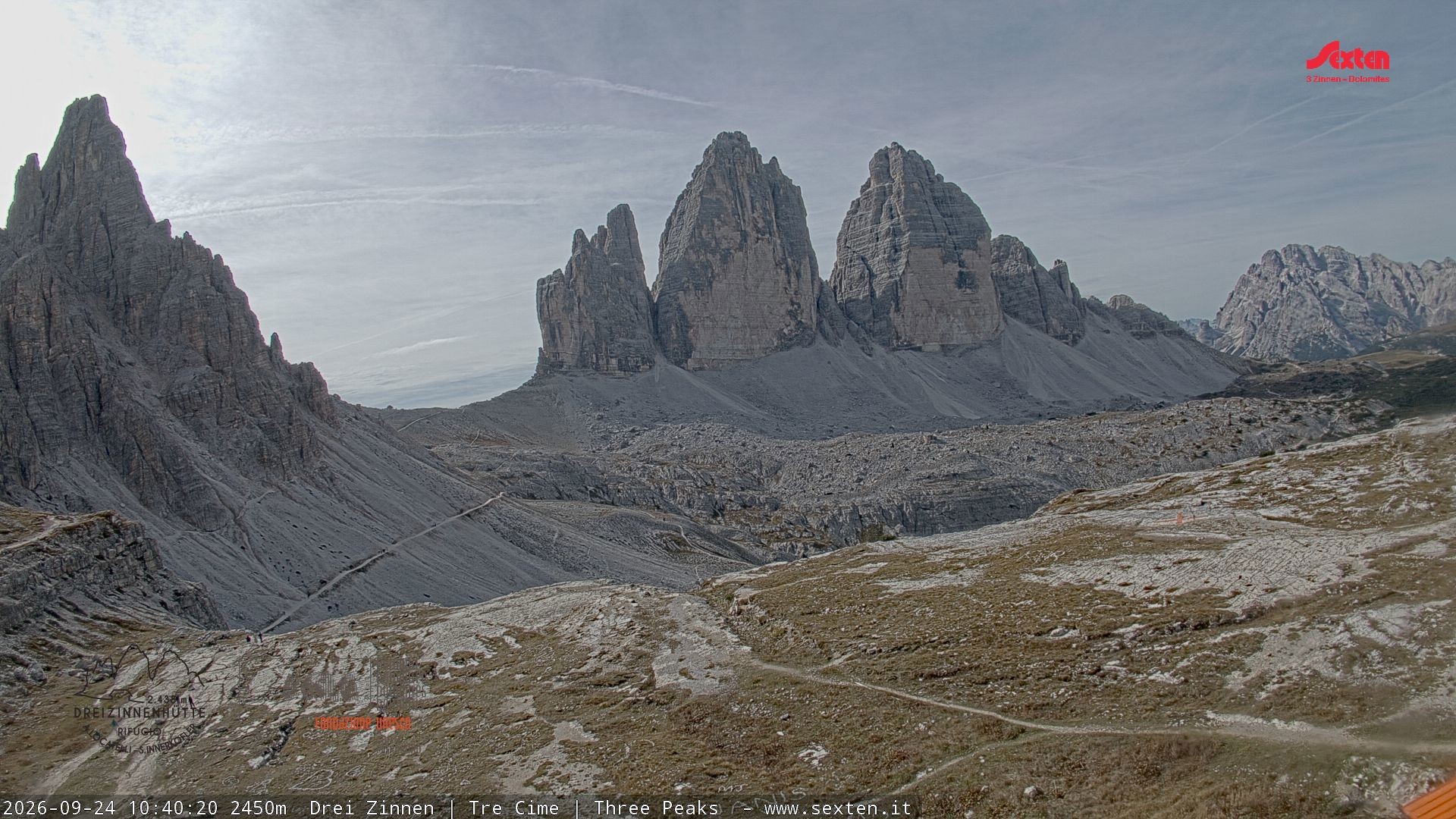 Archived image Webcam Dolomites South Tyrol: Mountain Hut Antonio Locatelli