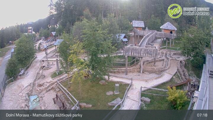 Archived image Webcam Dolni Morava - Sky Bridge 721