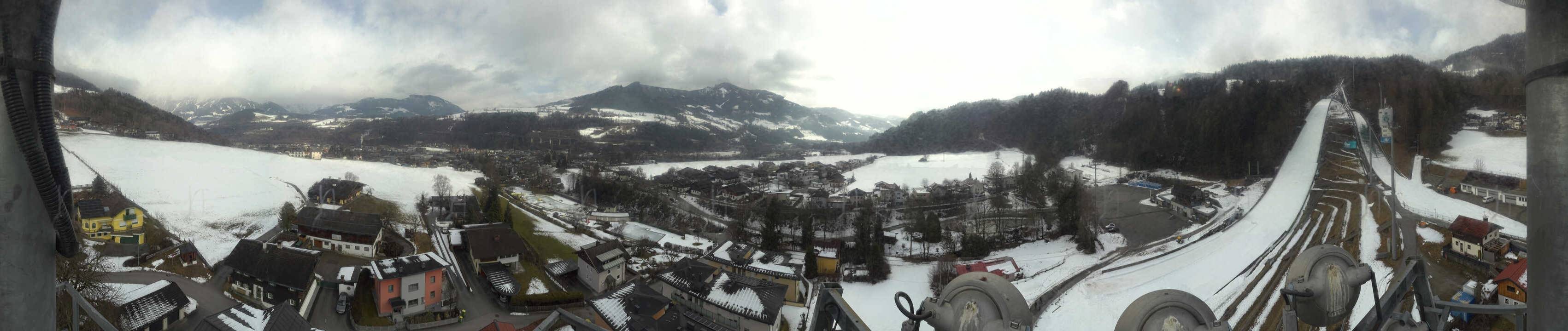 Archived image Webcam Bischofshofen - Village and Ski Jumping Area
