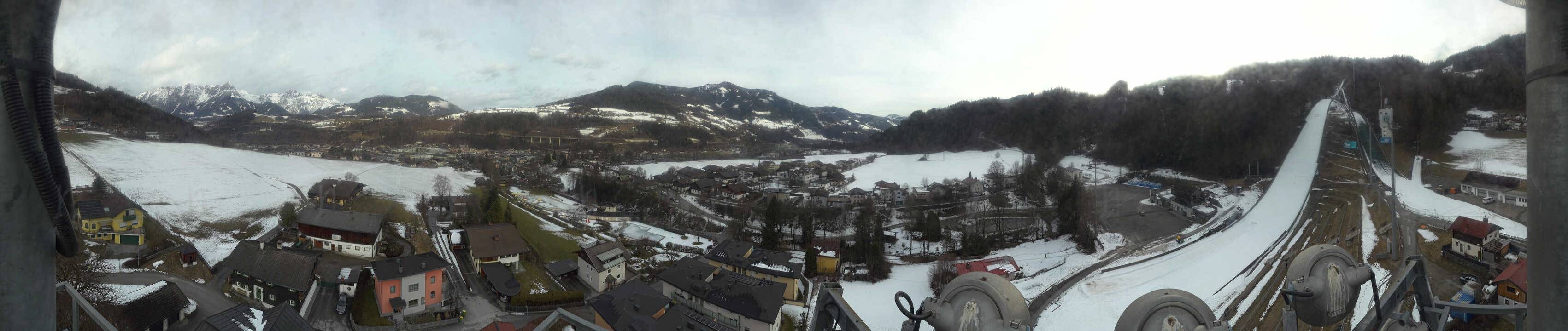 Archived image Webcam Bischofshofen - Village and Ski Jumping Area
