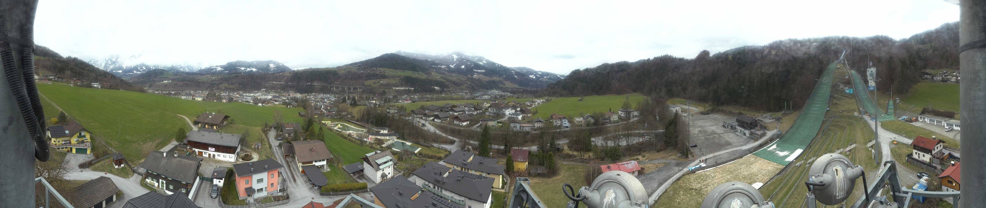 Archived image Webcam Bischofshofen - Village and Ski Jumping Area