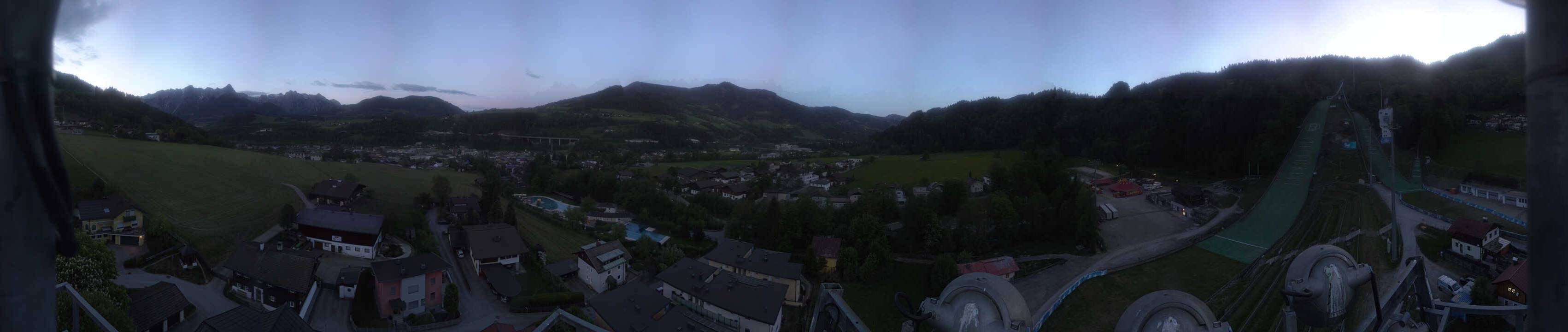 Archived image Webcam Bischofshofen - Village and Ski Jumping Area