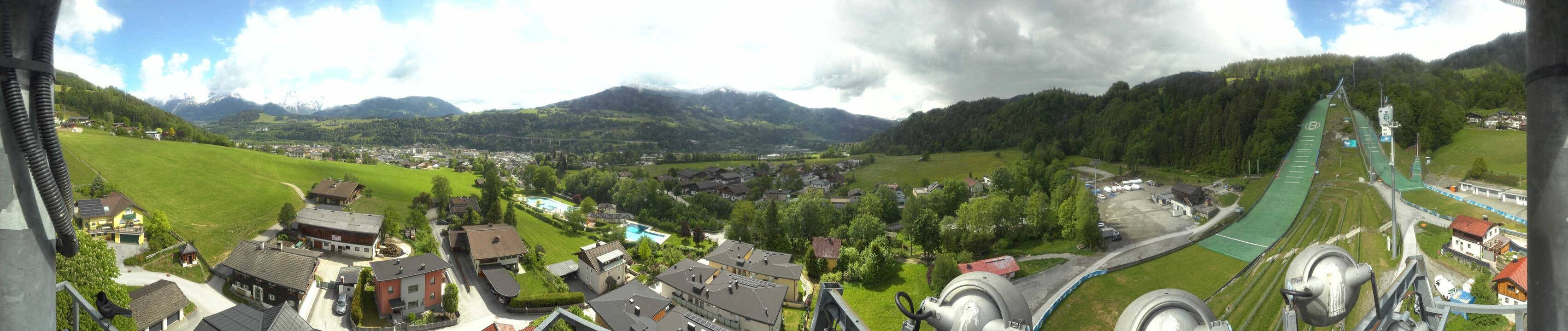 Archived image Webcam Bischofshofen - Village and Ski Jumping Area