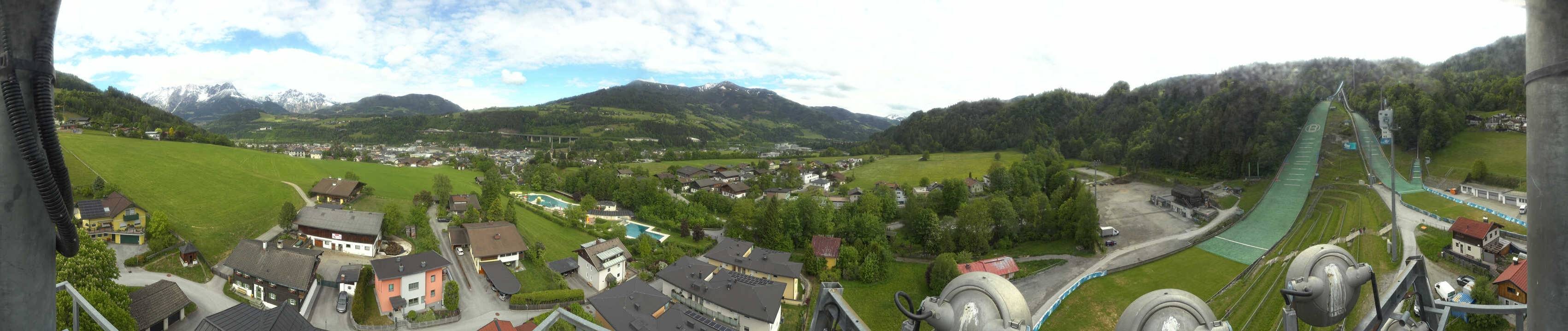 Archived image Webcam Bischofshofen - Village and Ski Jumping Area
