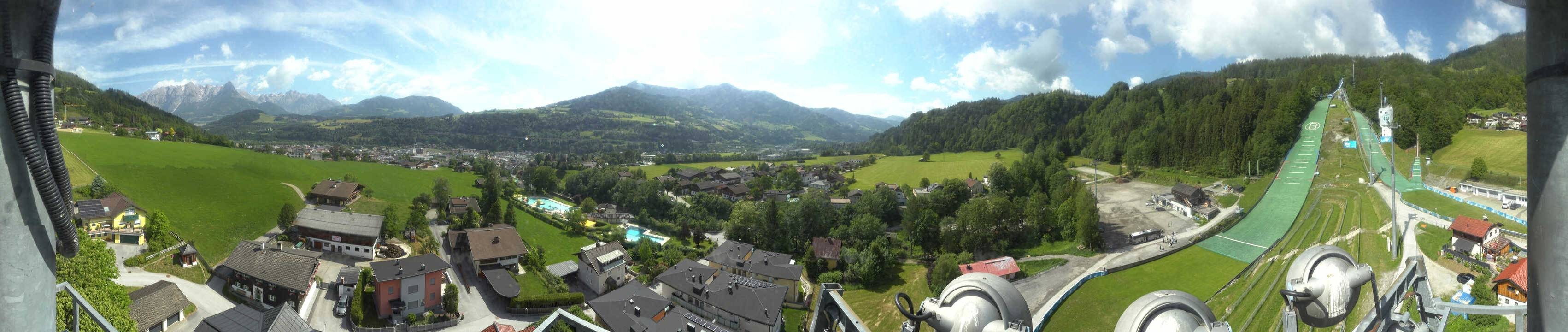 Archived image Webcam Bischofshofen - Village and Ski Jumping Area