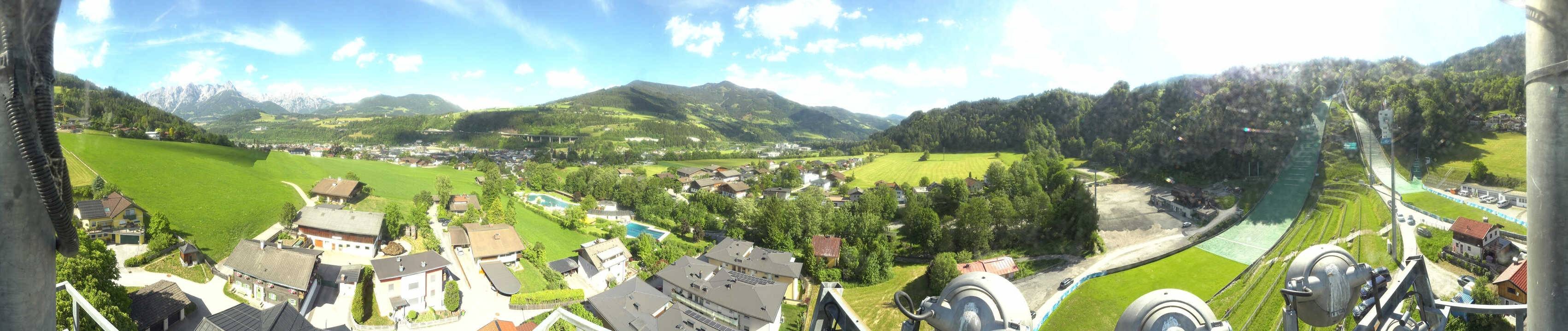 Archived image Webcam Bischofshofen - Village and Ski Jumping Area