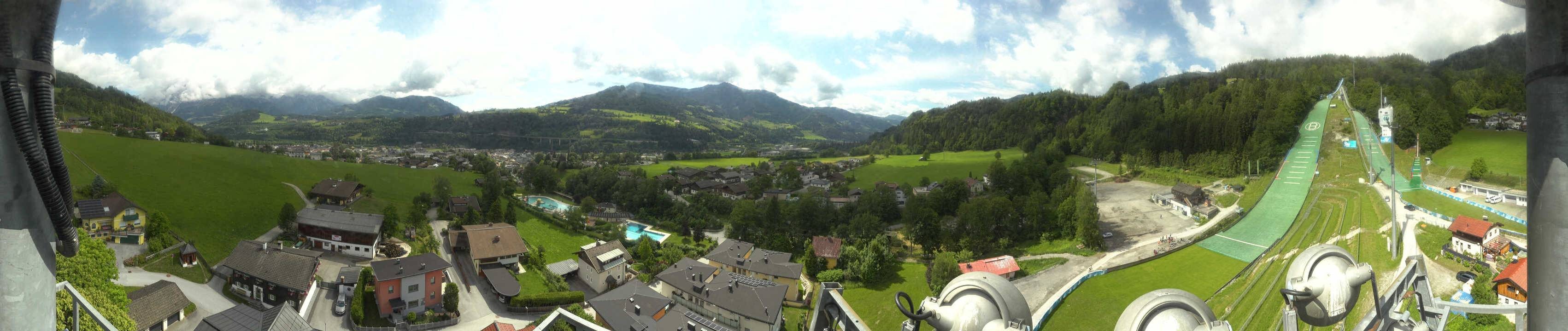 Archived image Webcam Bischofshofen - Village and Ski Jumping Area