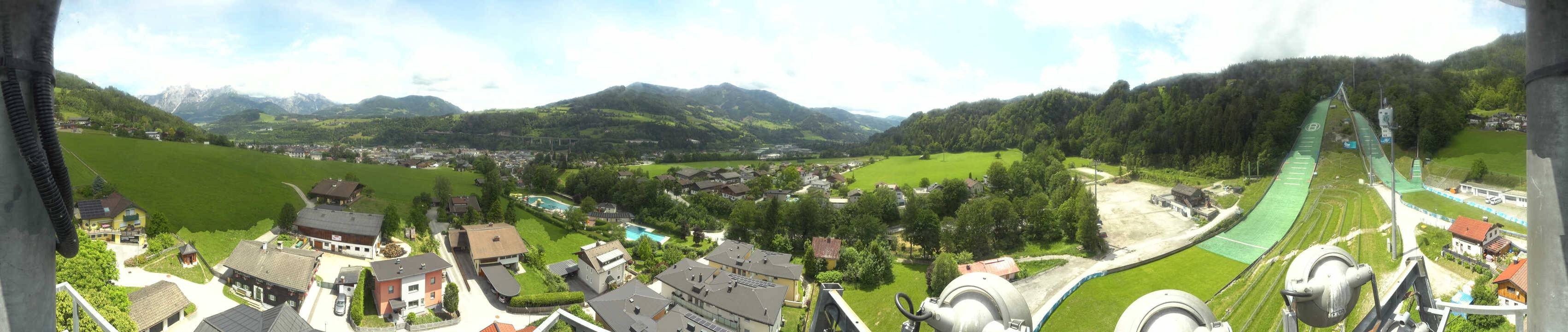 Archived image Webcam Bischofshofen - Village and Ski Jumping Area