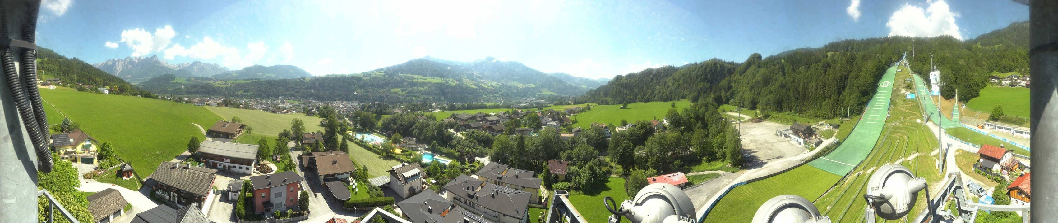 Archived image Webcam Bischofshofen - Village and Ski Jumping Area