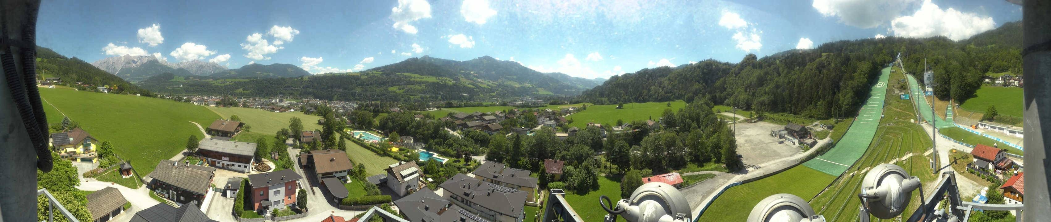 Archived image Webcam Bischofshofen - Village and Ski Jumping Area