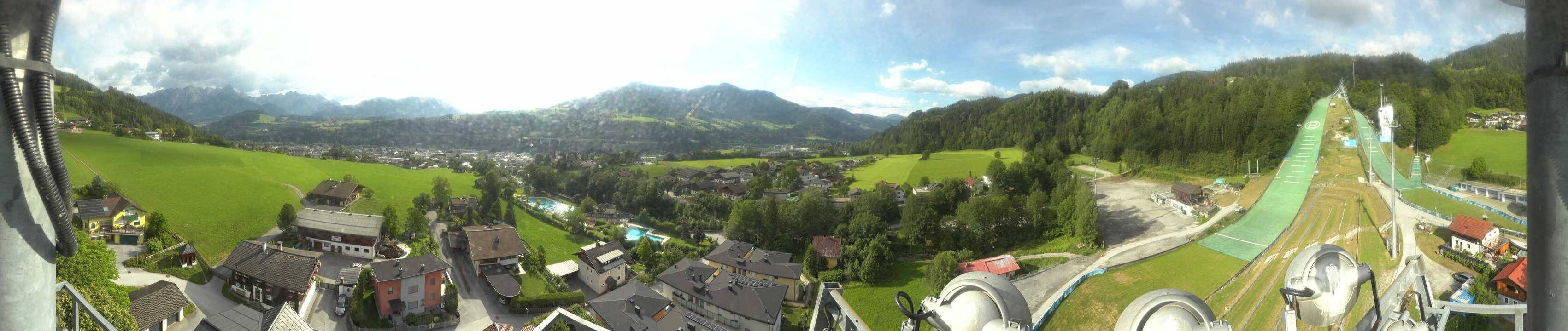 Archived image Webcam Bischofshofen - Village and Ski Jumping Area