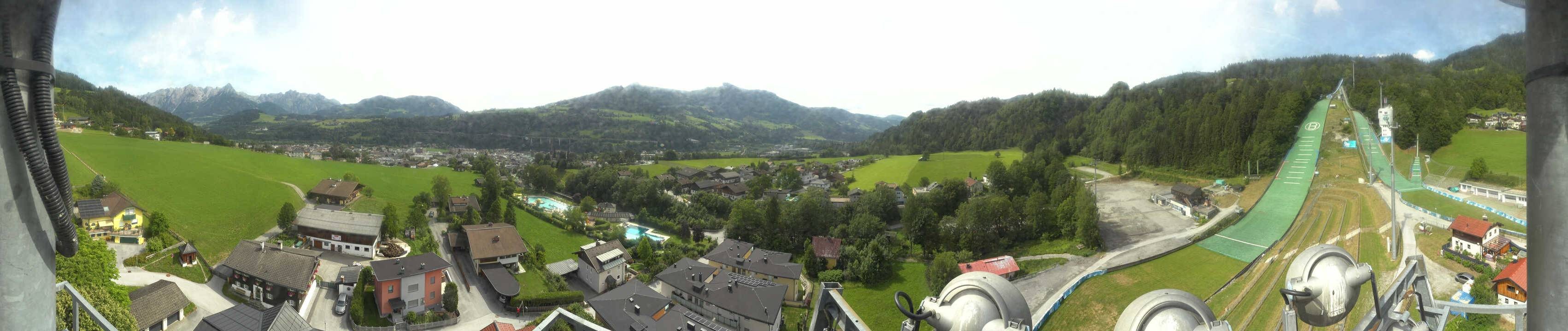 Archived image Webcam Bischofshofen - Village and Ski Jumping Area